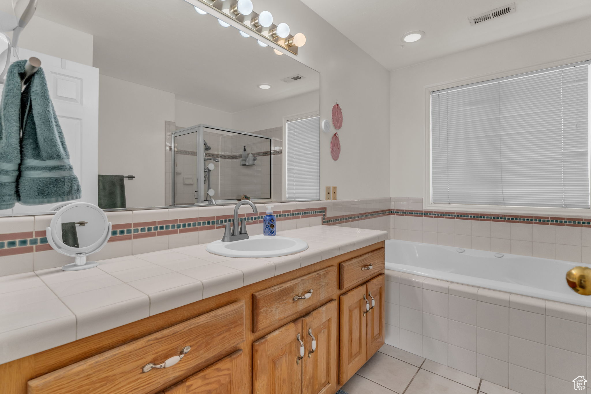 MEADOWS - Residential