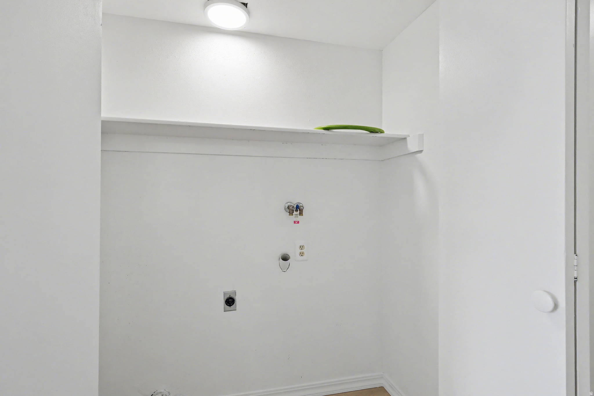 CHATEAU FORET CONDO - Residential