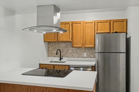 Tiny photo for 4834 S HIGHLAND CIR E #410, Holladay, UT 84117 (MLS # 2143081)