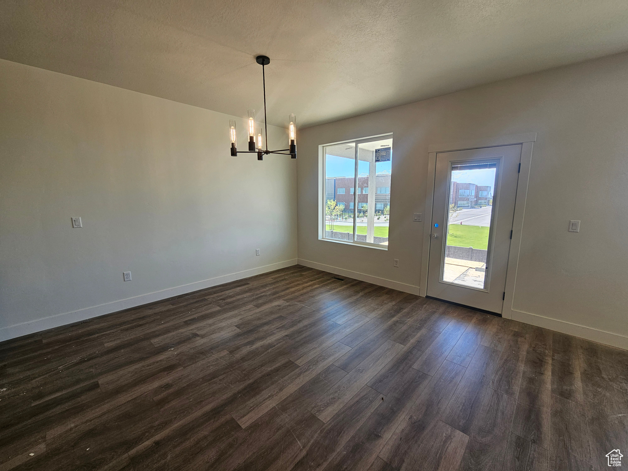 WEST RIDGE ESTATES - Residential