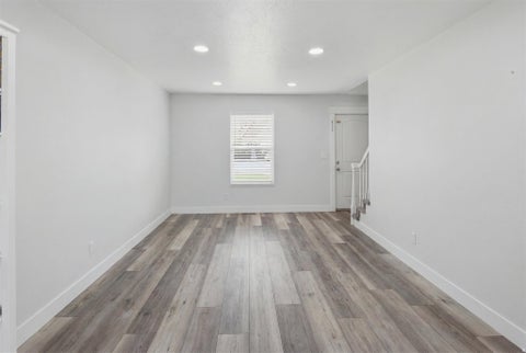 Tiny photo for 999 N 900 W, West Bountiful, UT 84087 (MLS # 2169171)