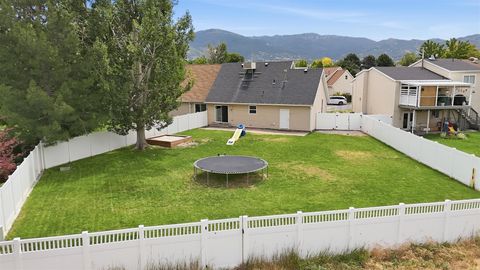 Tiny photo for 999 N 900 W, West Bountiful, UT 84087 (MLS # 2169171)