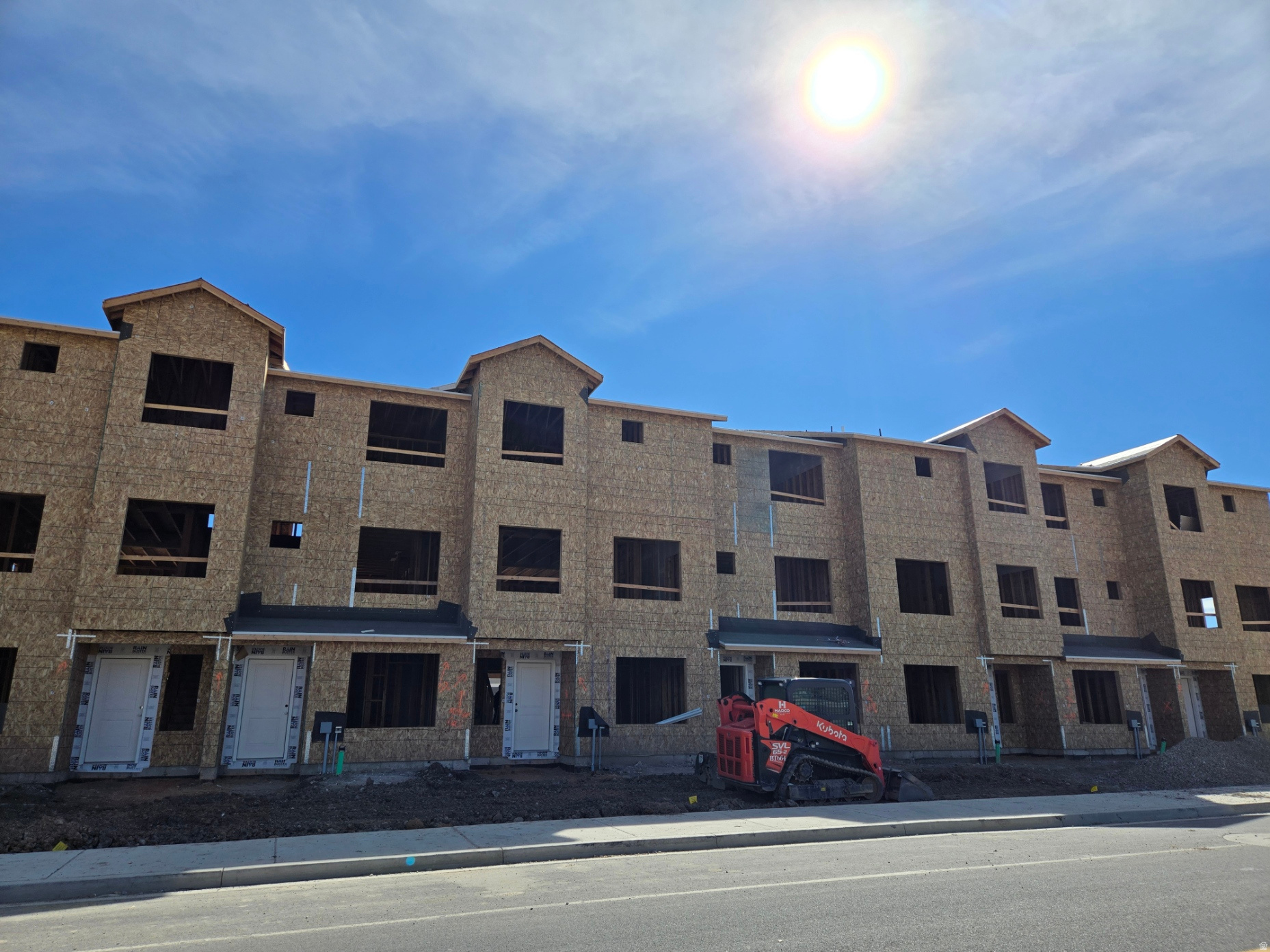 DIXON CREEK - Residential