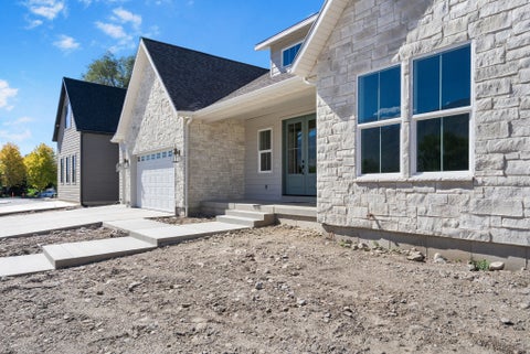 Tiny photo for 1039 N 390 E, American Fork, UT 84003 (MLS # 2184237)