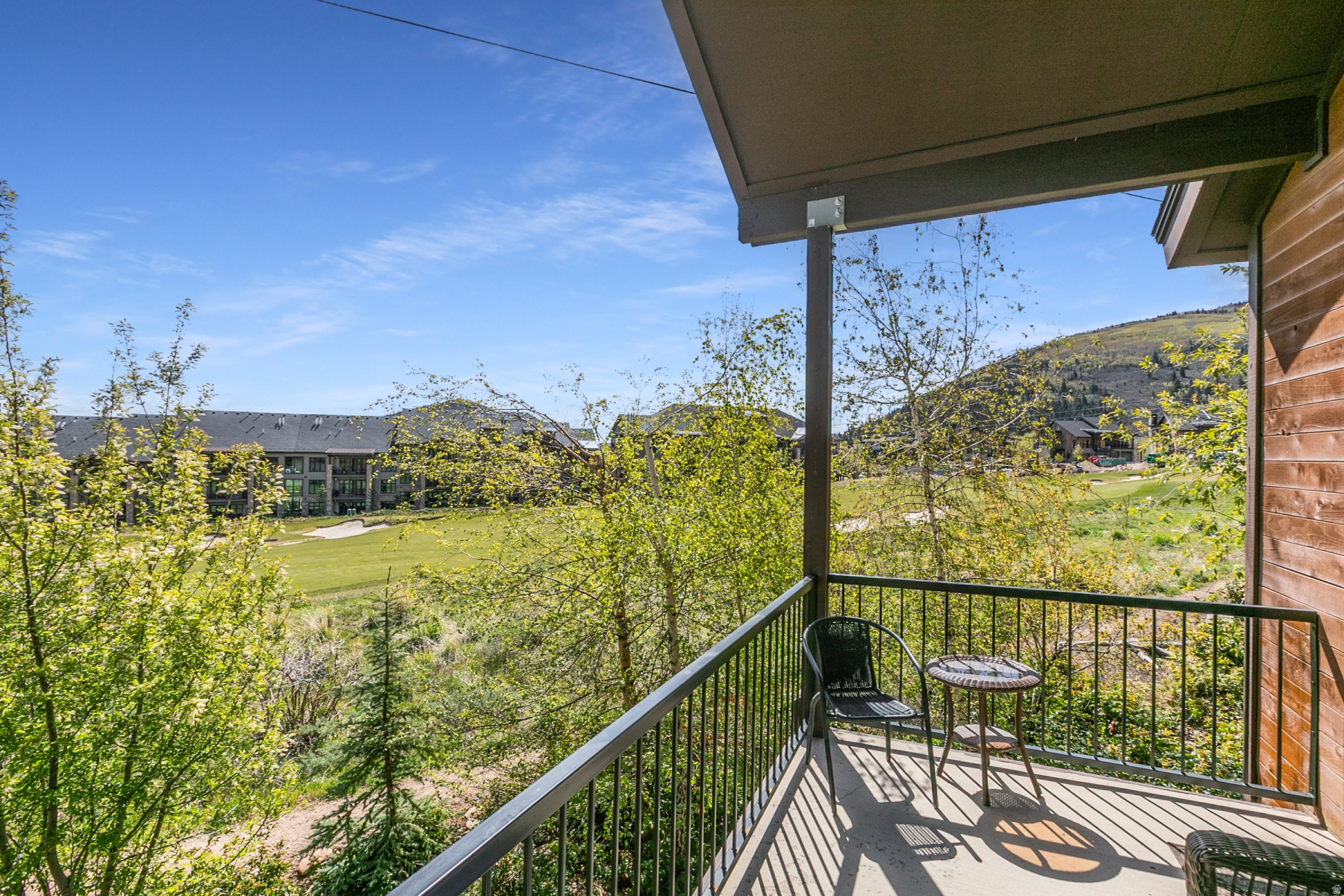 RED PINE CHALETS CONDO - Residential