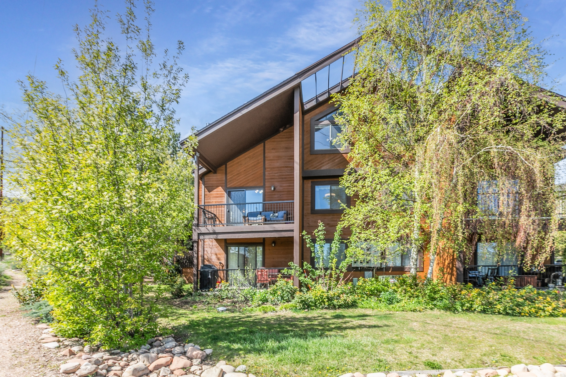 RED PINE CHALETS CONDO - Residential