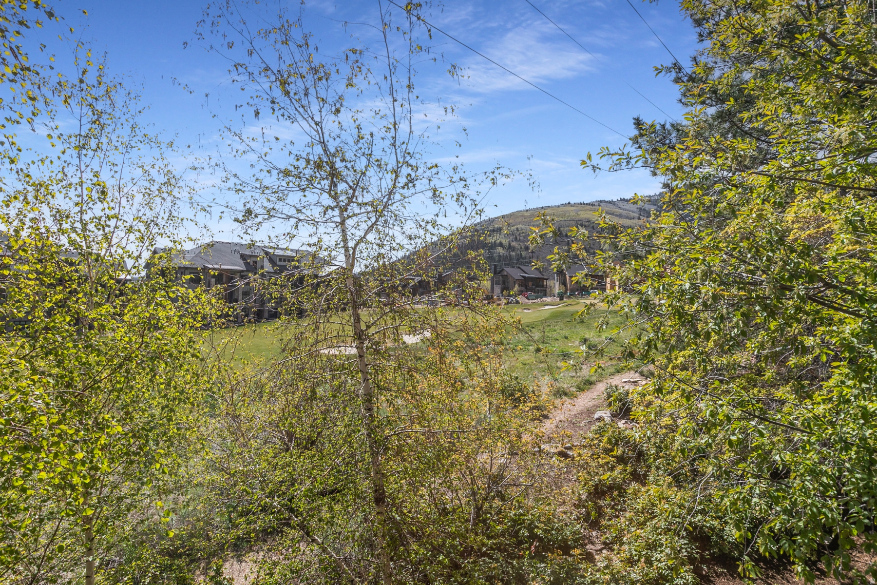 RED PINE CHALETS CONDO - Residential