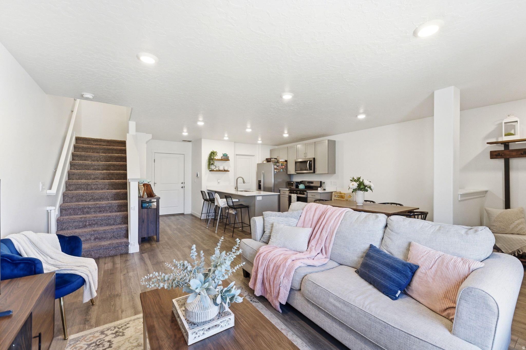 COLD SPRING RANCH - Residential