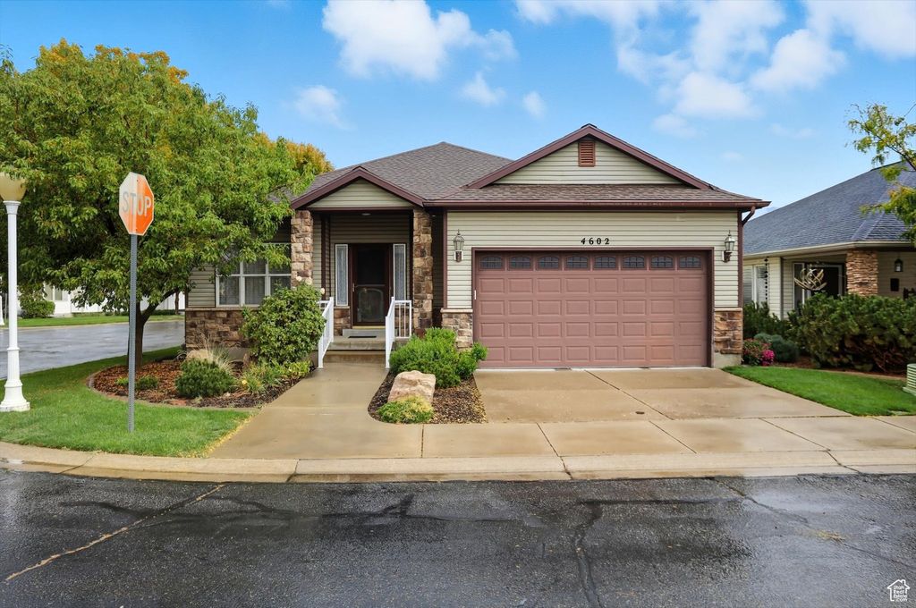 Photo of 4602 S HATHAWAY DR E, Roy, UT 84067 (MLS # 2115603)