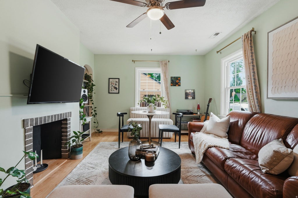Photo of 1216 E HARRISON AVE S, Salt Lake City, UT 84105 (MLS # 2170561)