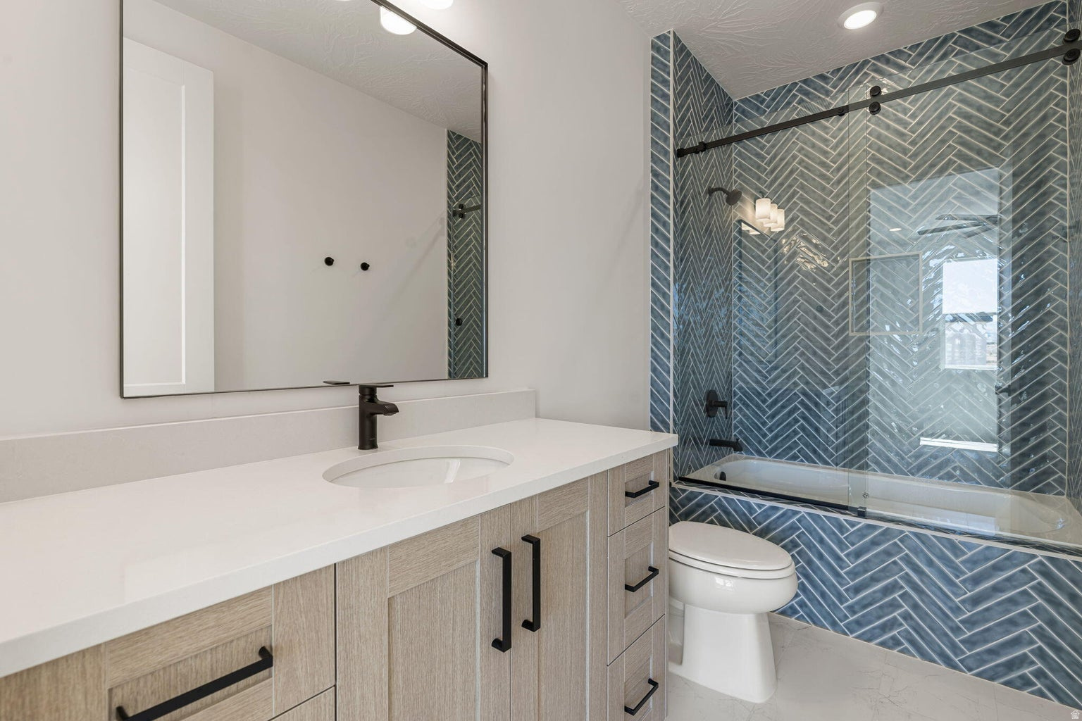 DESERT COLOR RESORTS - Residential