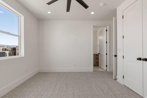 Tiny photo for 914 W MARISSA RD, Saint George, UT 84790 (MLS # 2143534)