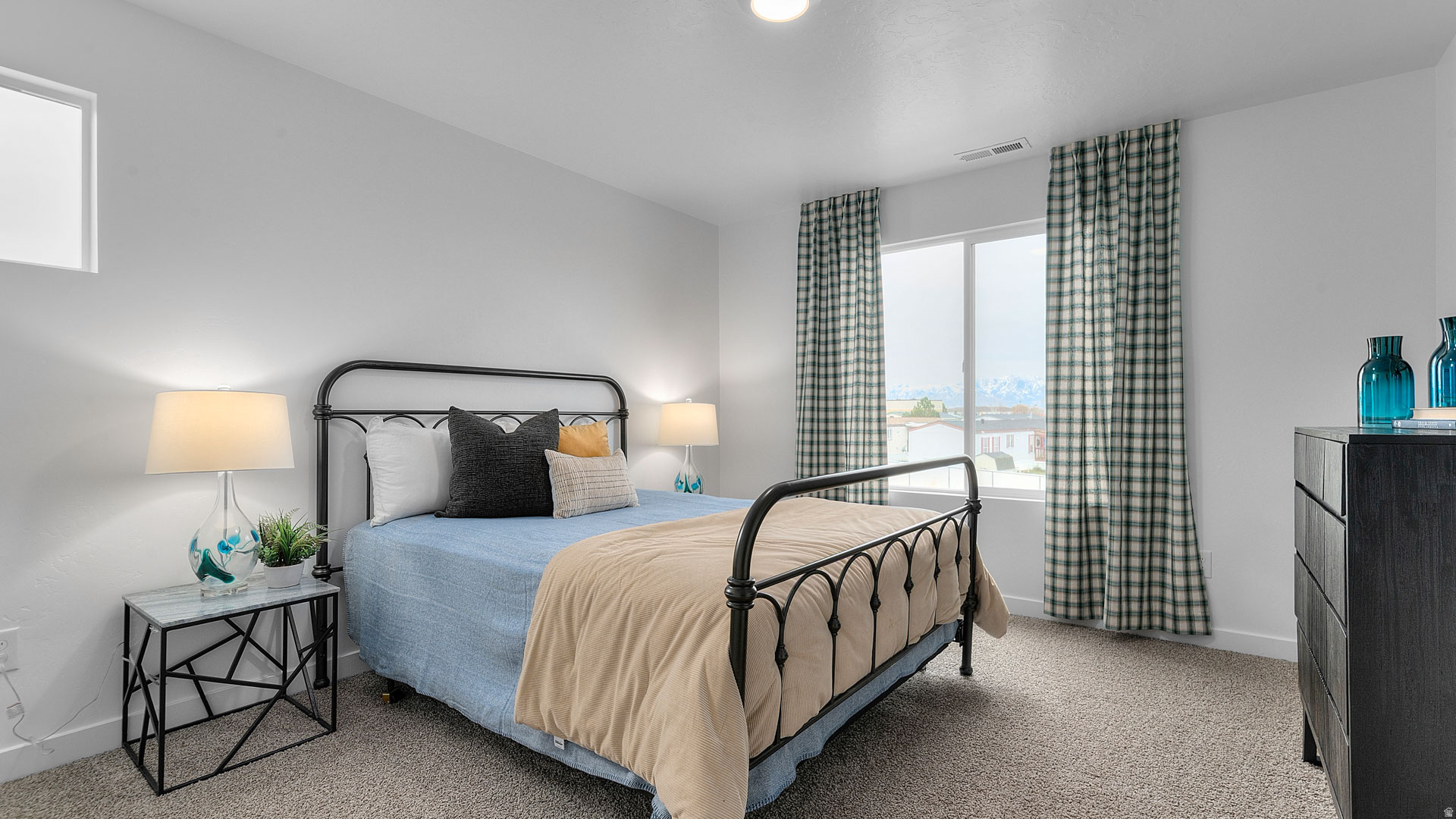 WESTERN ACRES - Residential