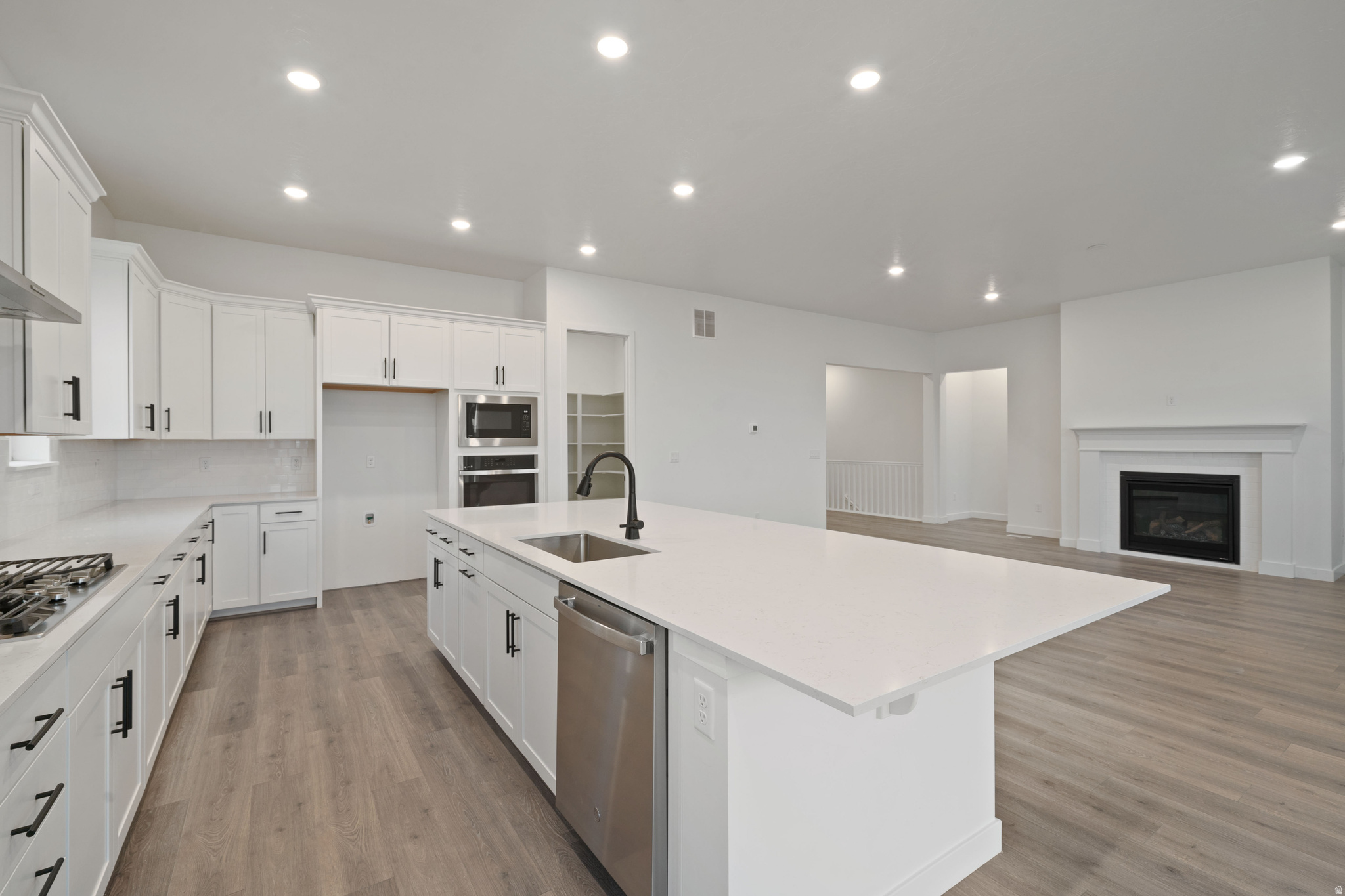 CANYON VIEW MEADOWS - Residential