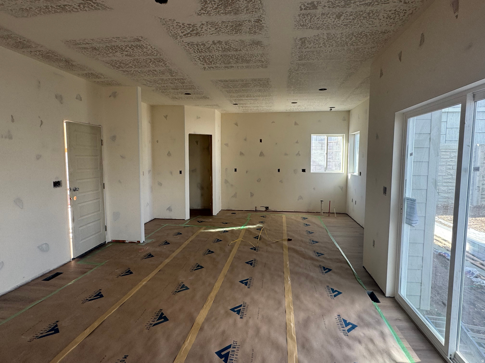 MAGNOLIA WEST - Residential