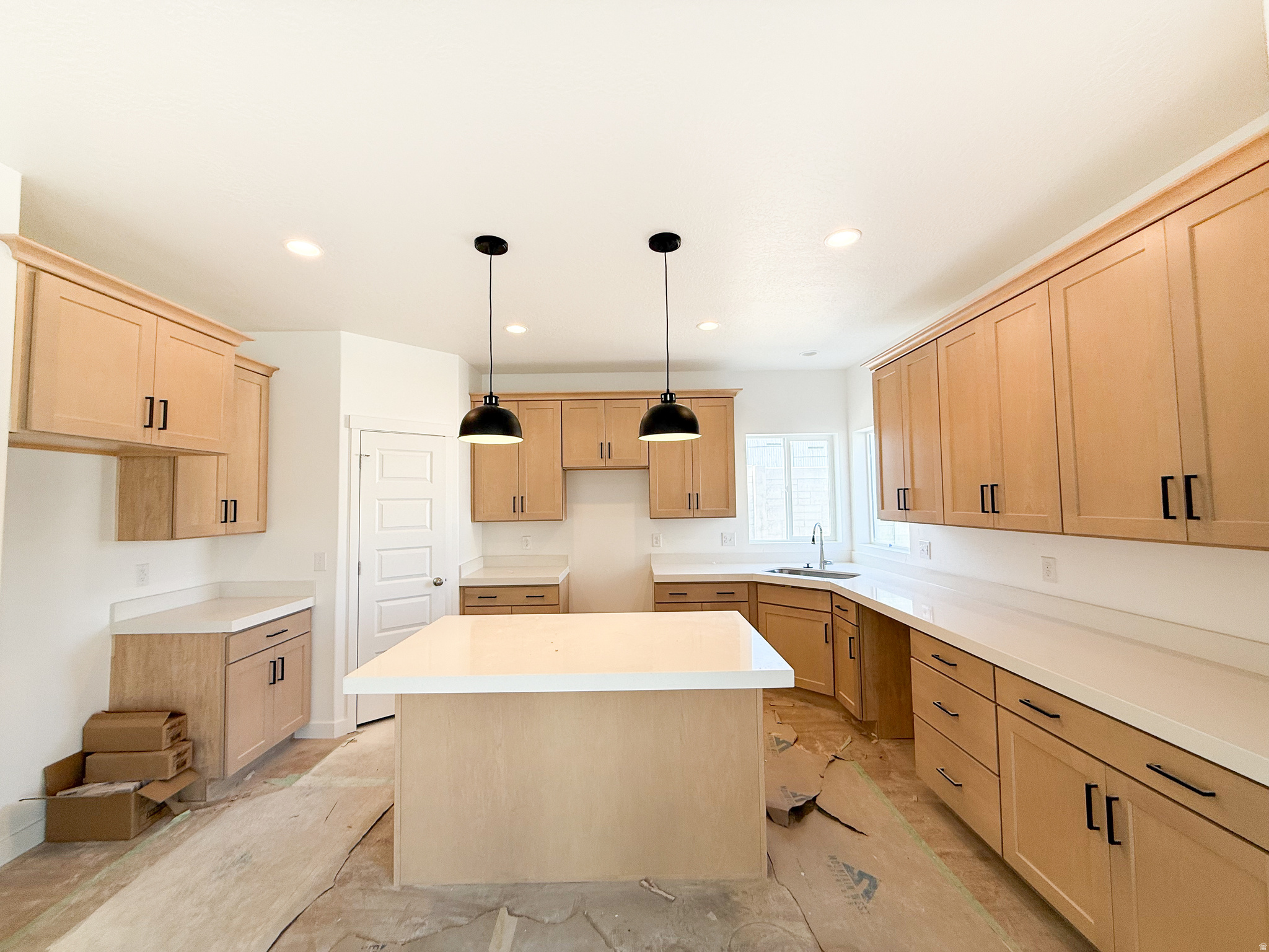 MAGNOLIA WEST - Residential