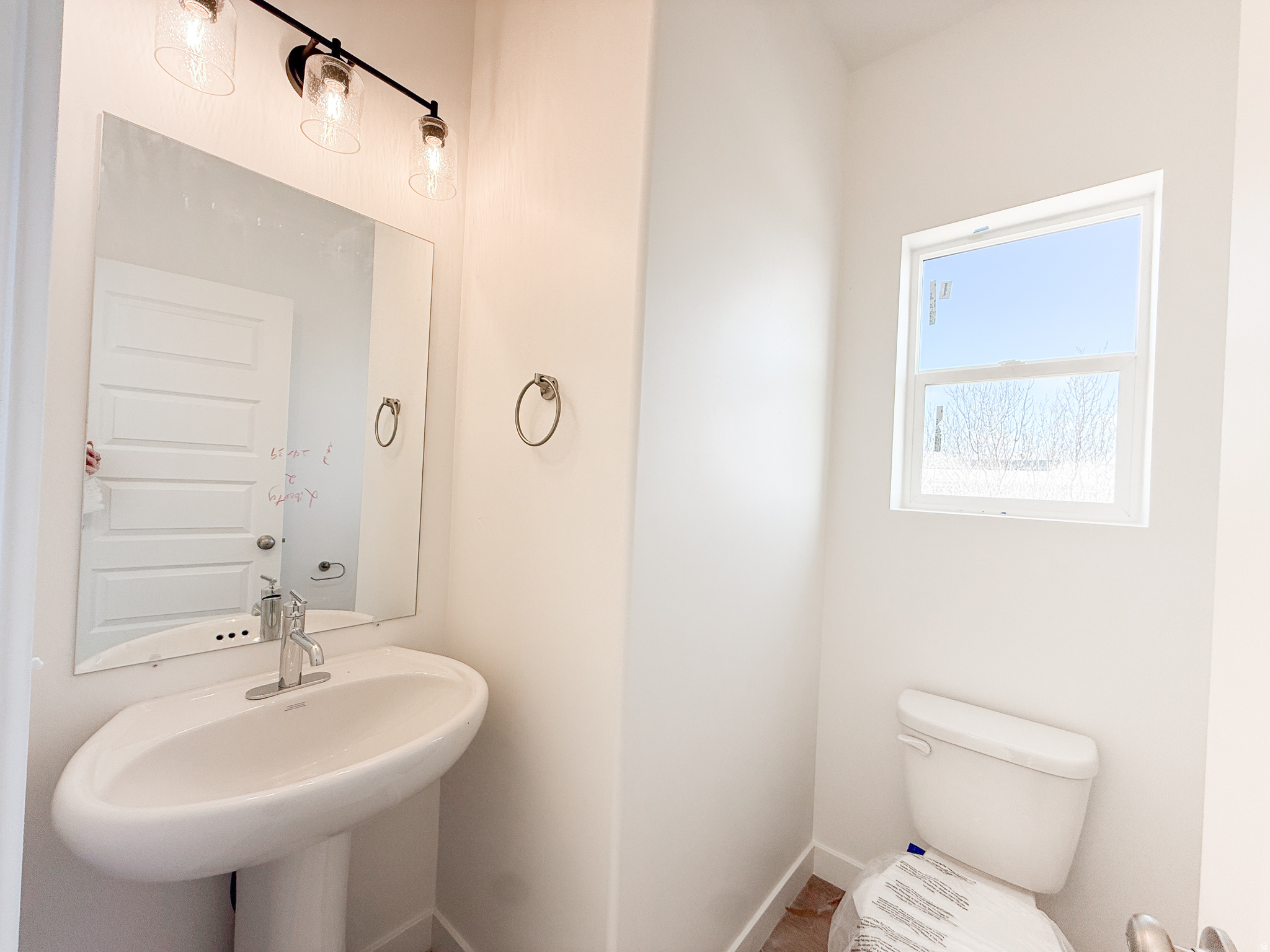 MAGNOLIA WEST - Residential