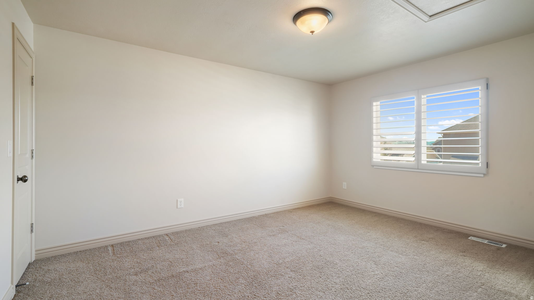 HUNTERS GROVE - Residential