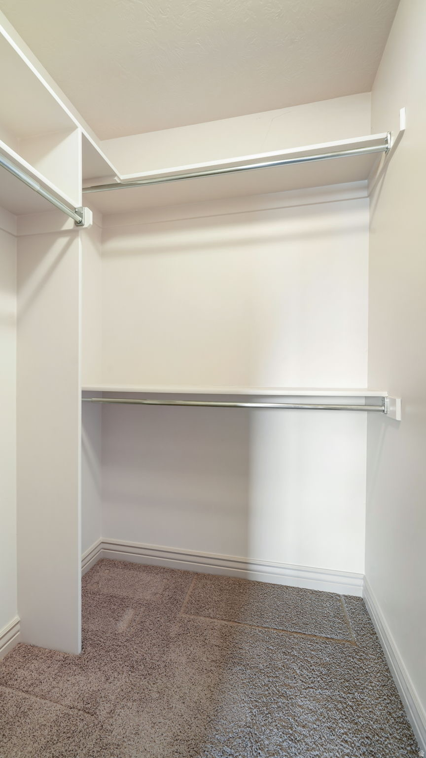 HUNTERS GROVE - Residential