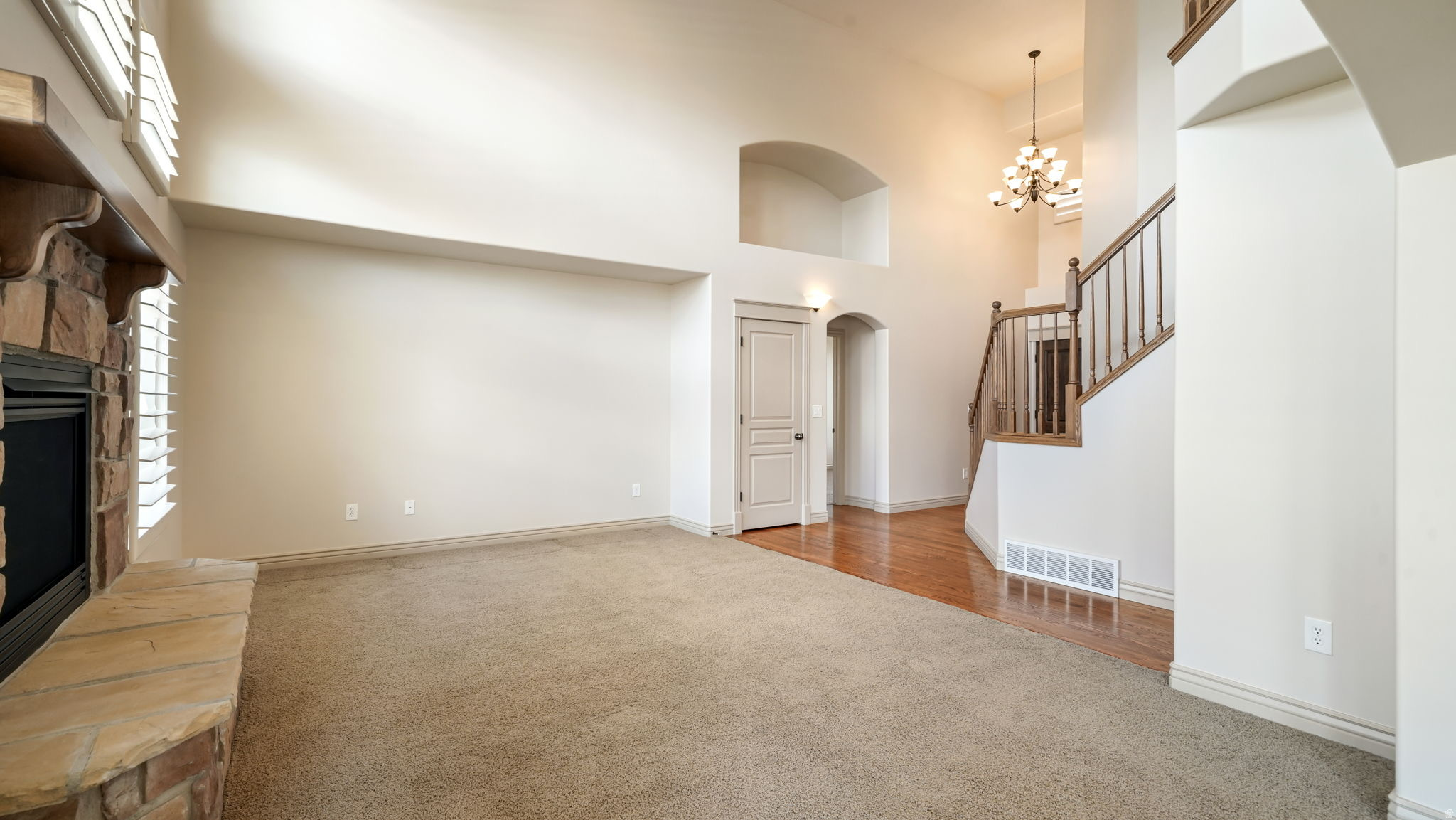 HUNTERS GROVE - Residential