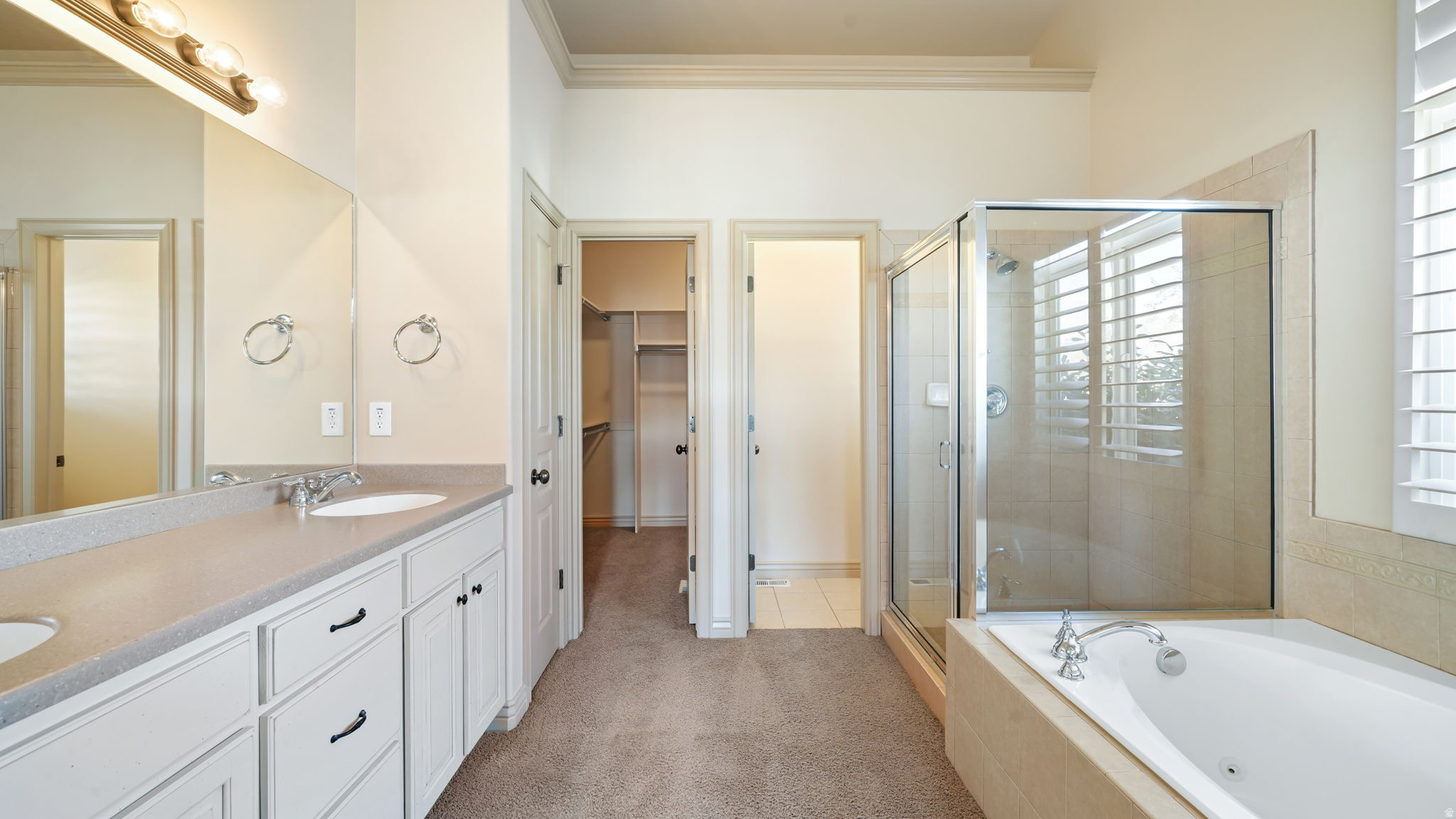 HUNTERS GROVE - Residential