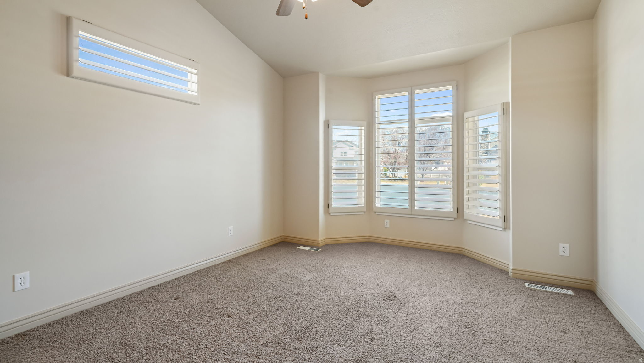 HUNTERS GROVE - Residential