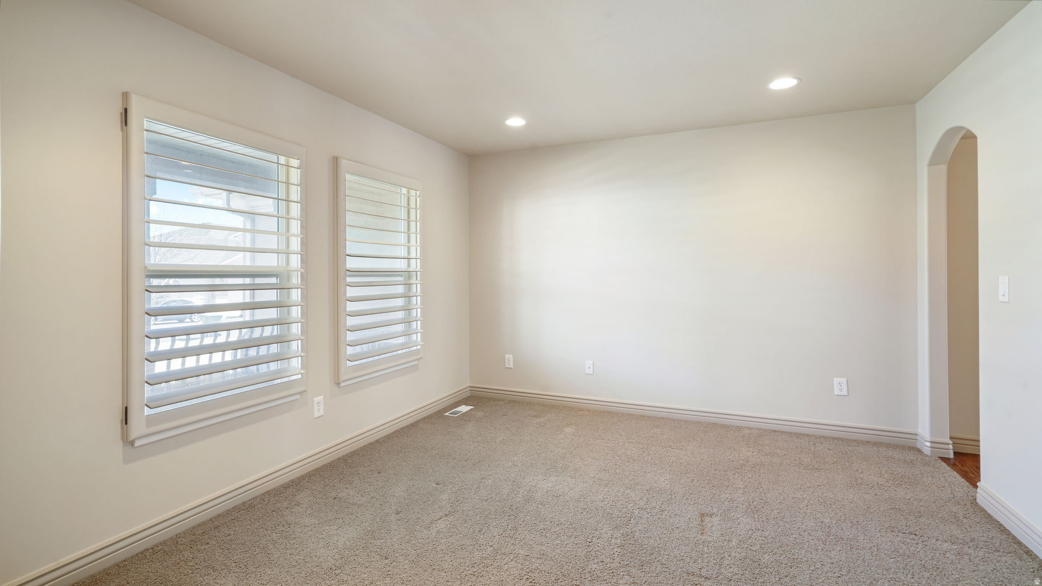 HUNTERS GROVE - Residential