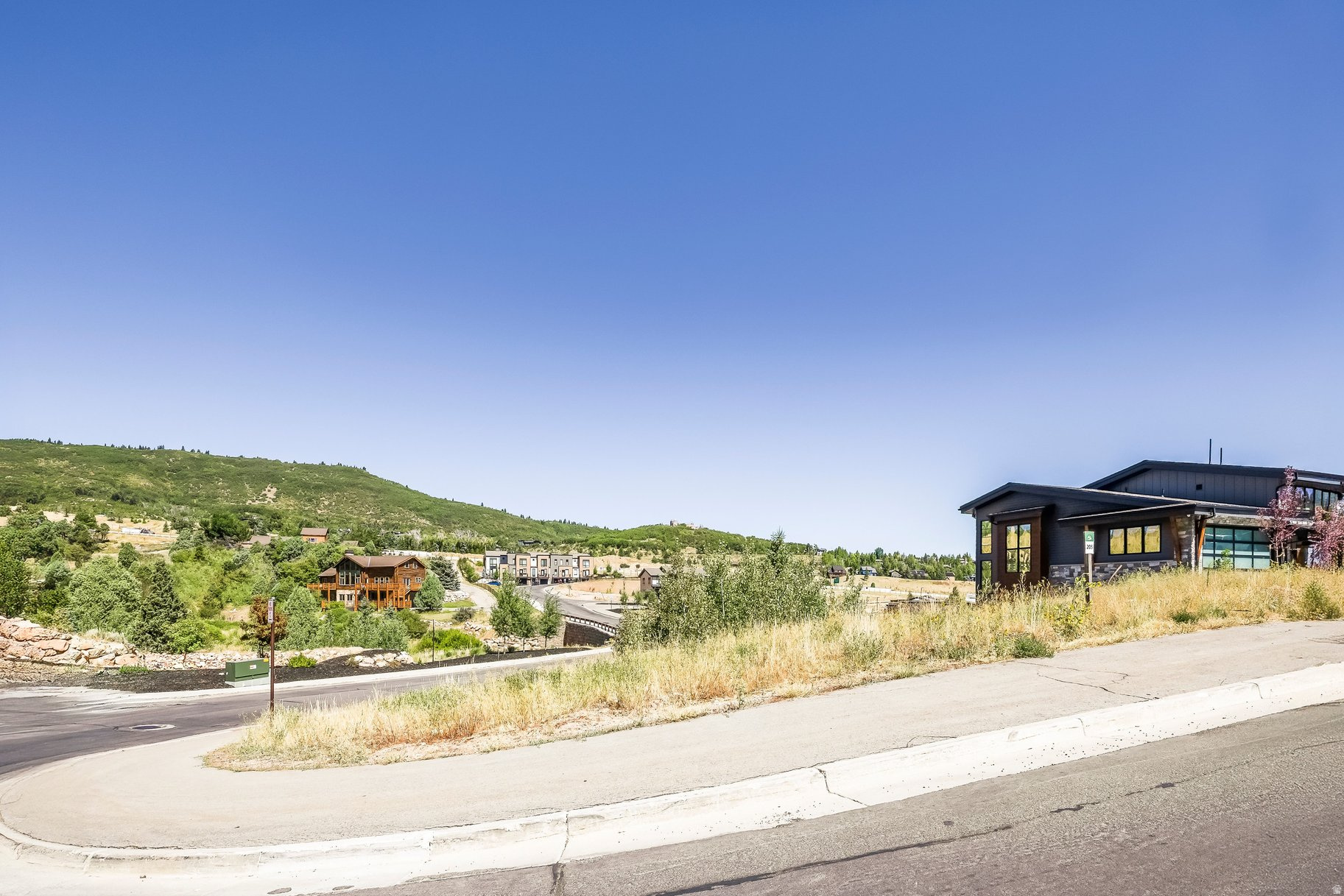 DISCOVERY RIDGE PHASE 2 SUBDIVISION - Residential
