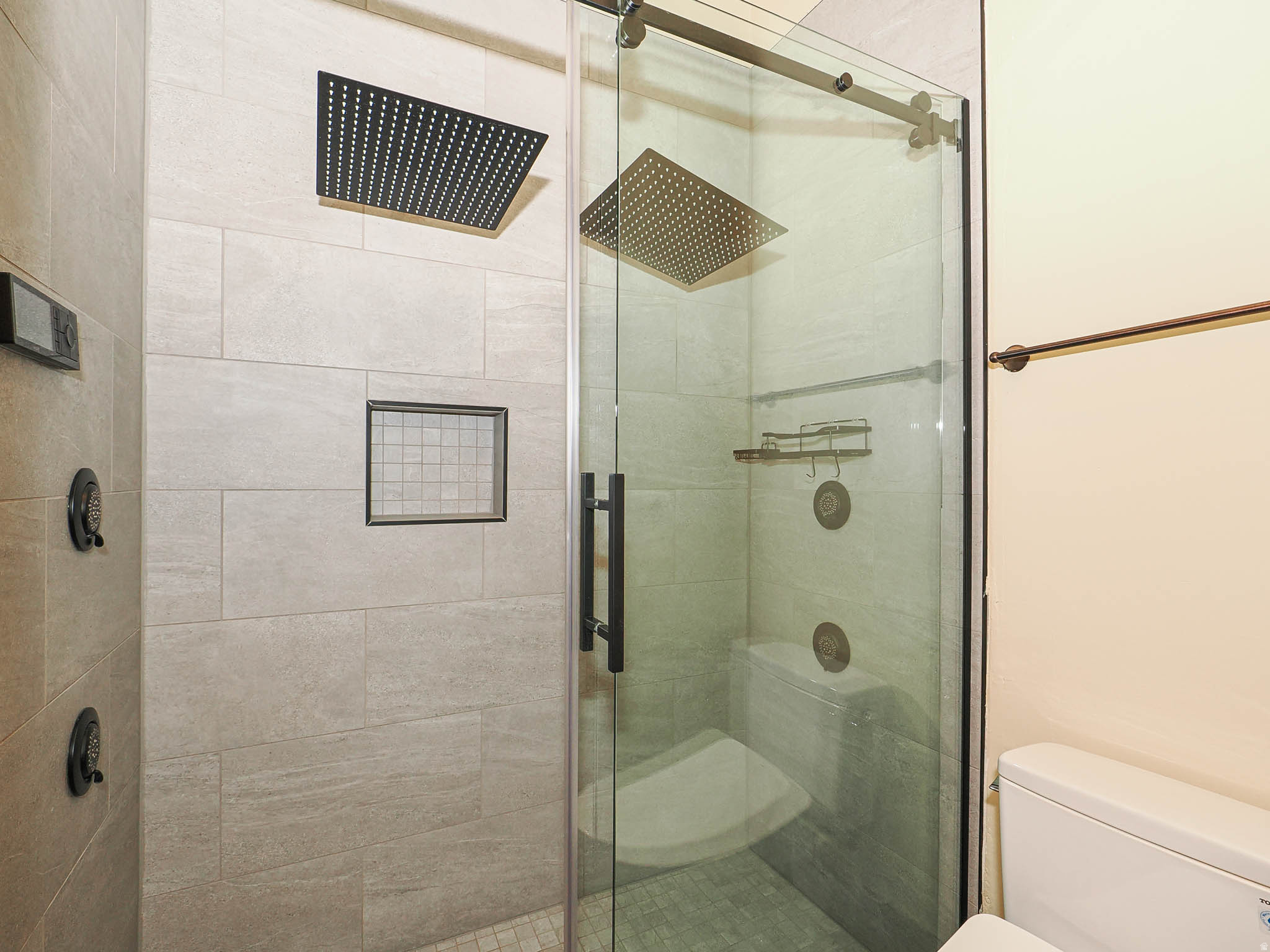 PEPPERWOOD - Residential