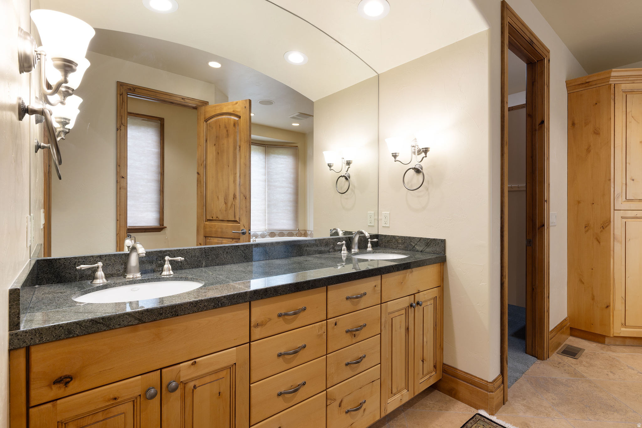 MONTE LUCA - Residential