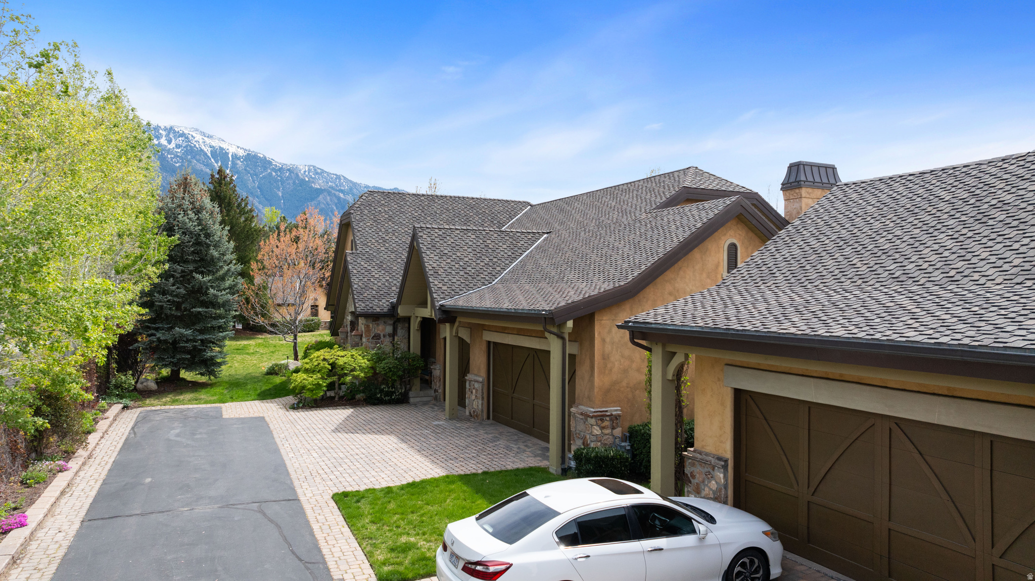 MONTE LUCA - Residential