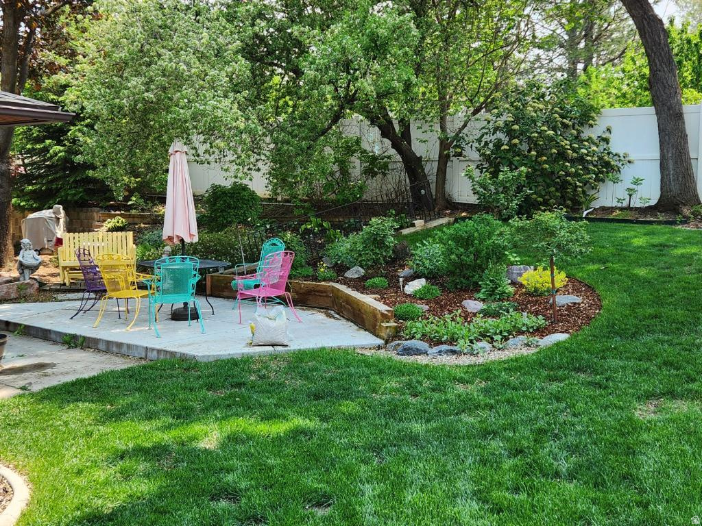 EMERALD HILLS - Residential