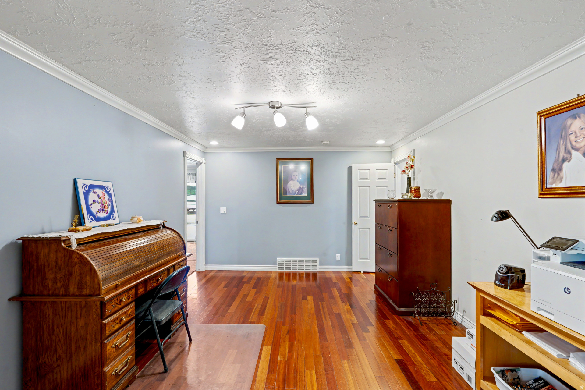 EMERALD HILLS - Residential