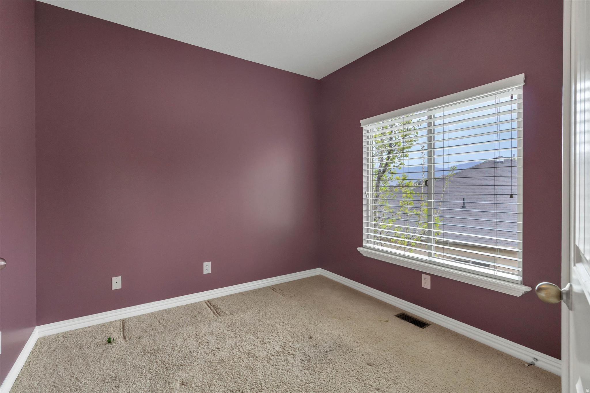 EDGEWOOD ESTATES - Residential Income