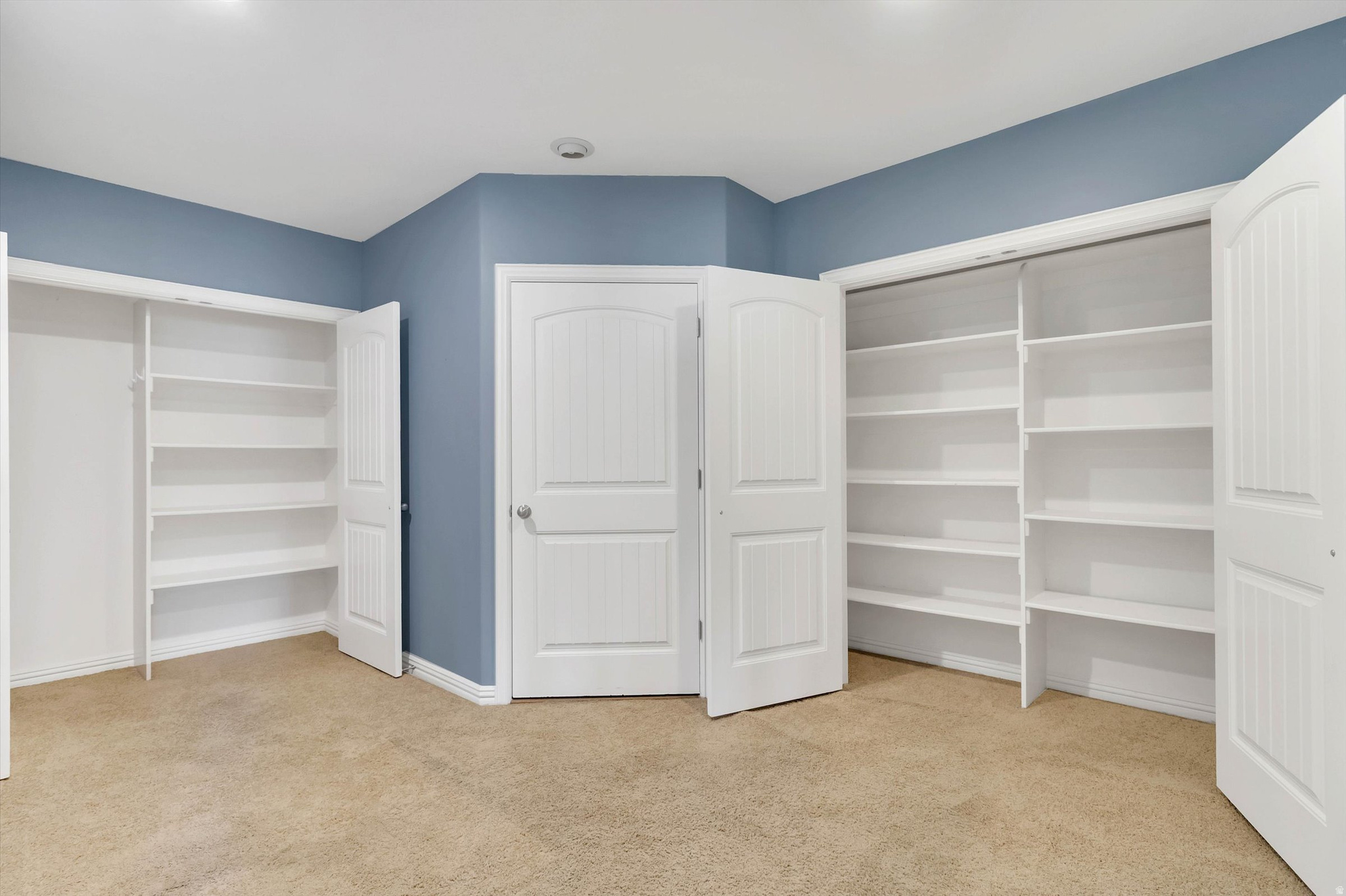 EDGEWOOD ESTATES - Residential Income