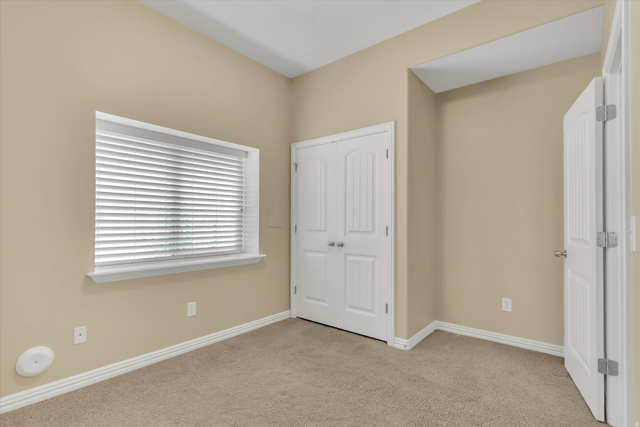 EDGEWOOD ESTATES - Residential Income