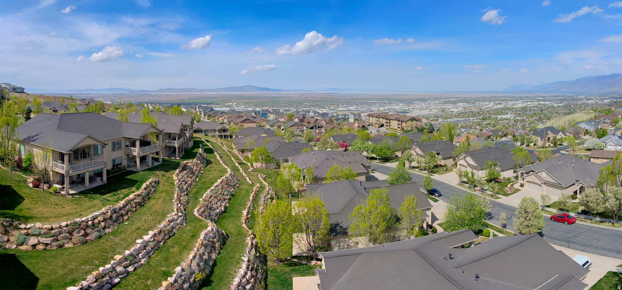 EDGEWOOD ESTATES - Residential Income