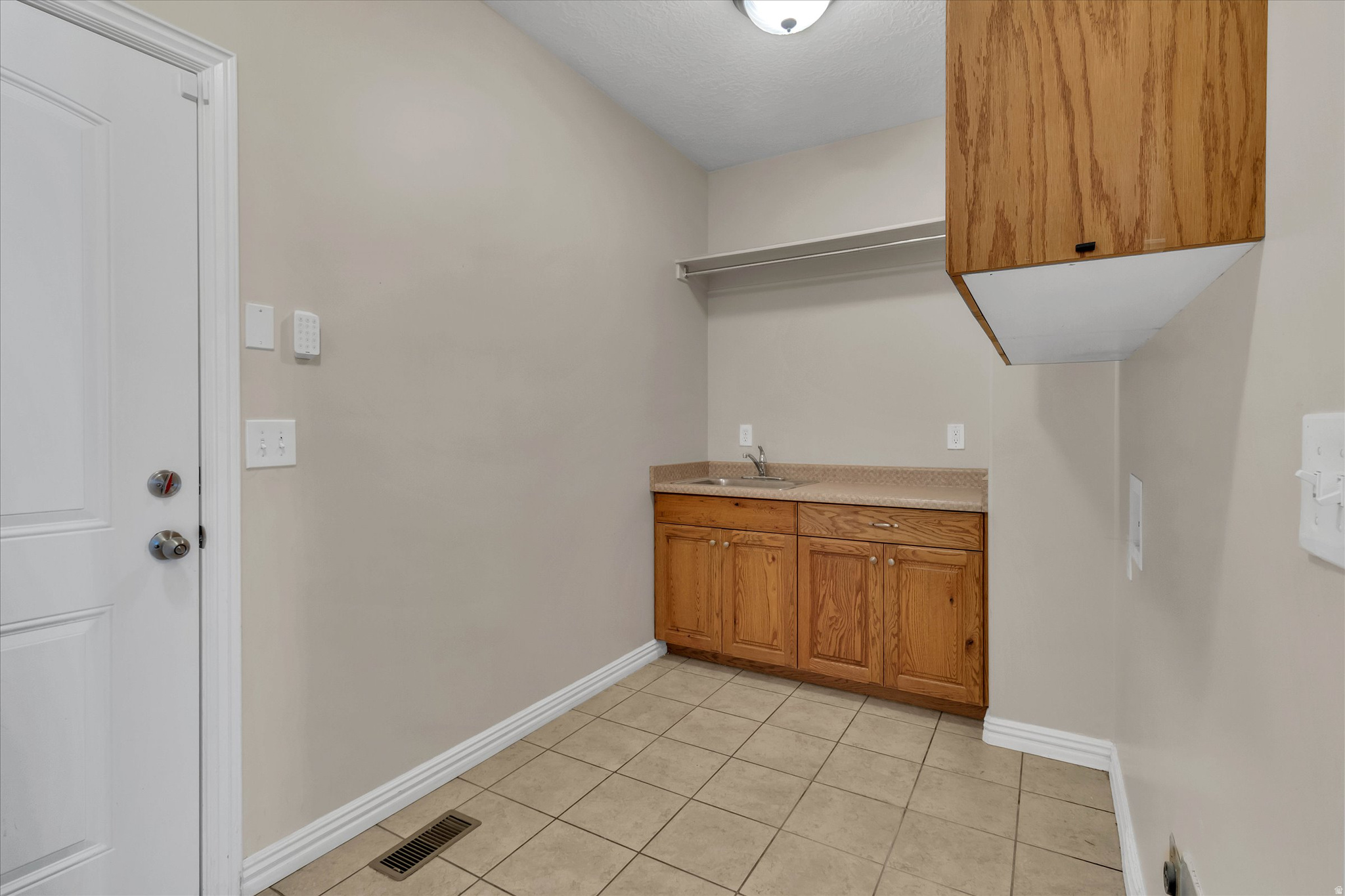 EDGEWOOD ESTATES - Residential Income