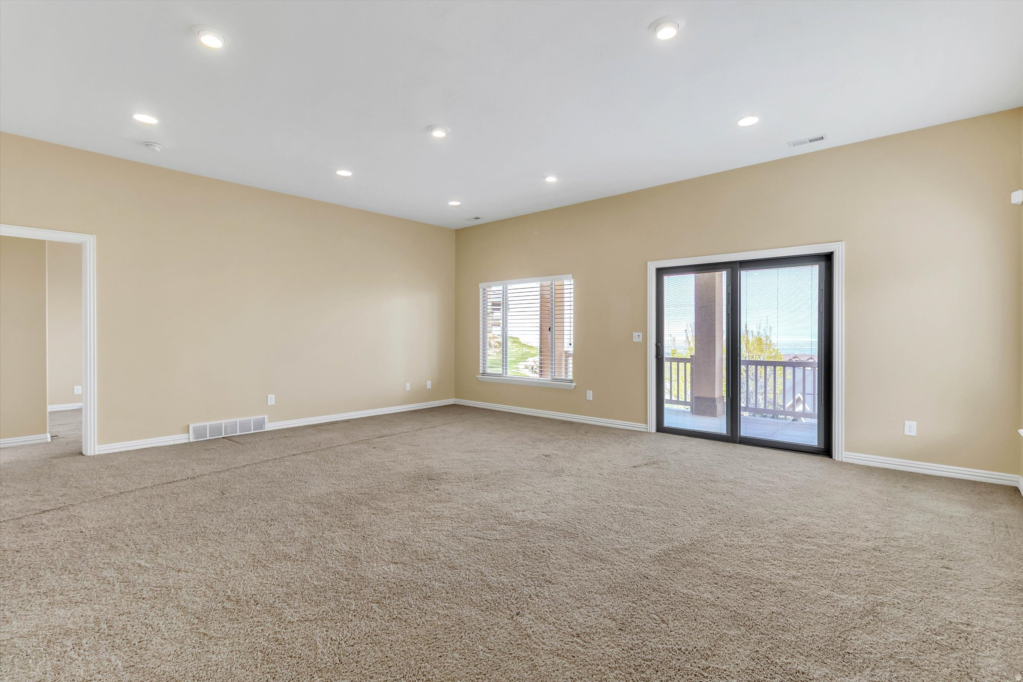 EDGEWOOD ESTATES - Residential Income