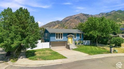 Photo of 3173 E BARNHILL BAY, Cottonwood Heights, UT 84121 (MLS # 2192191)