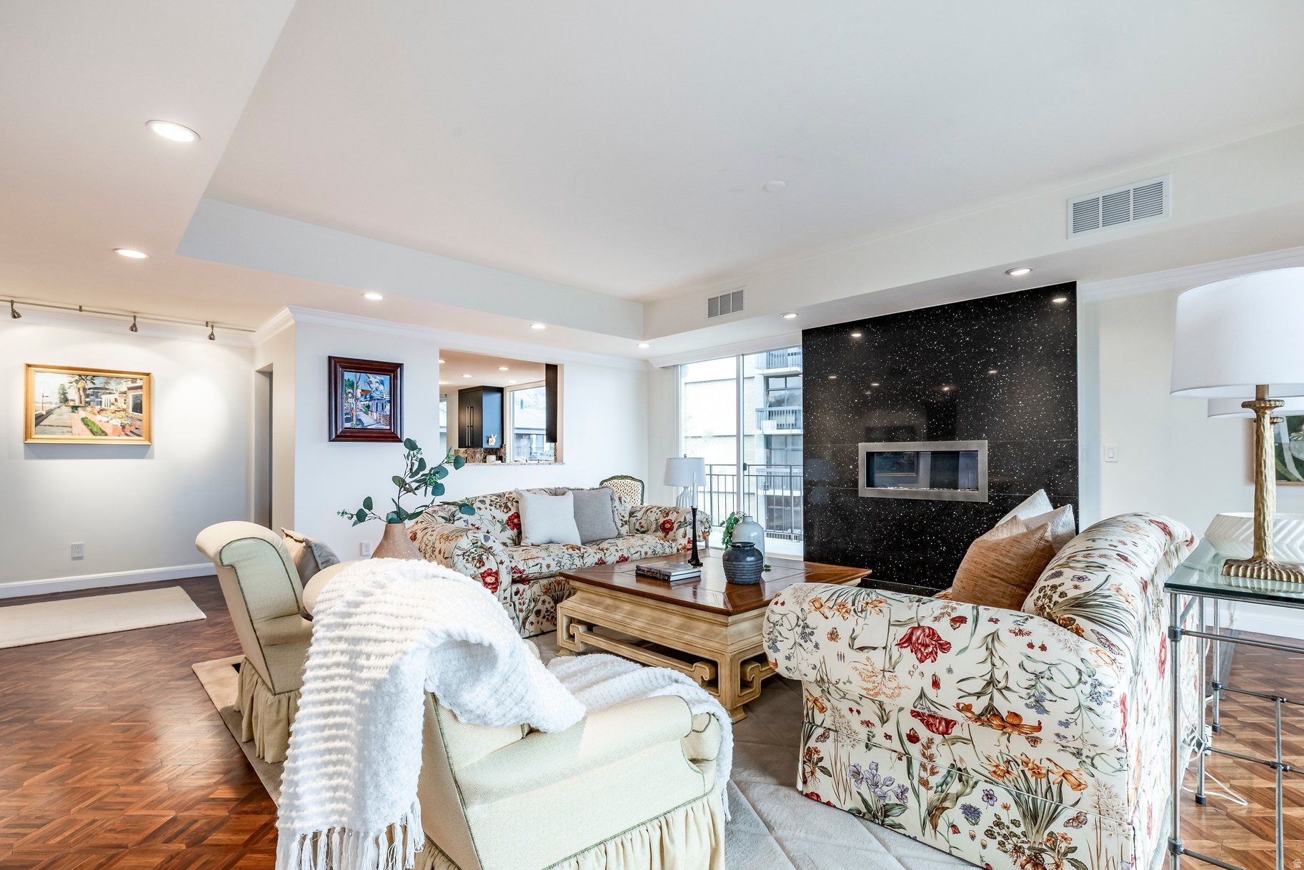 DONNER PLACE - Residential