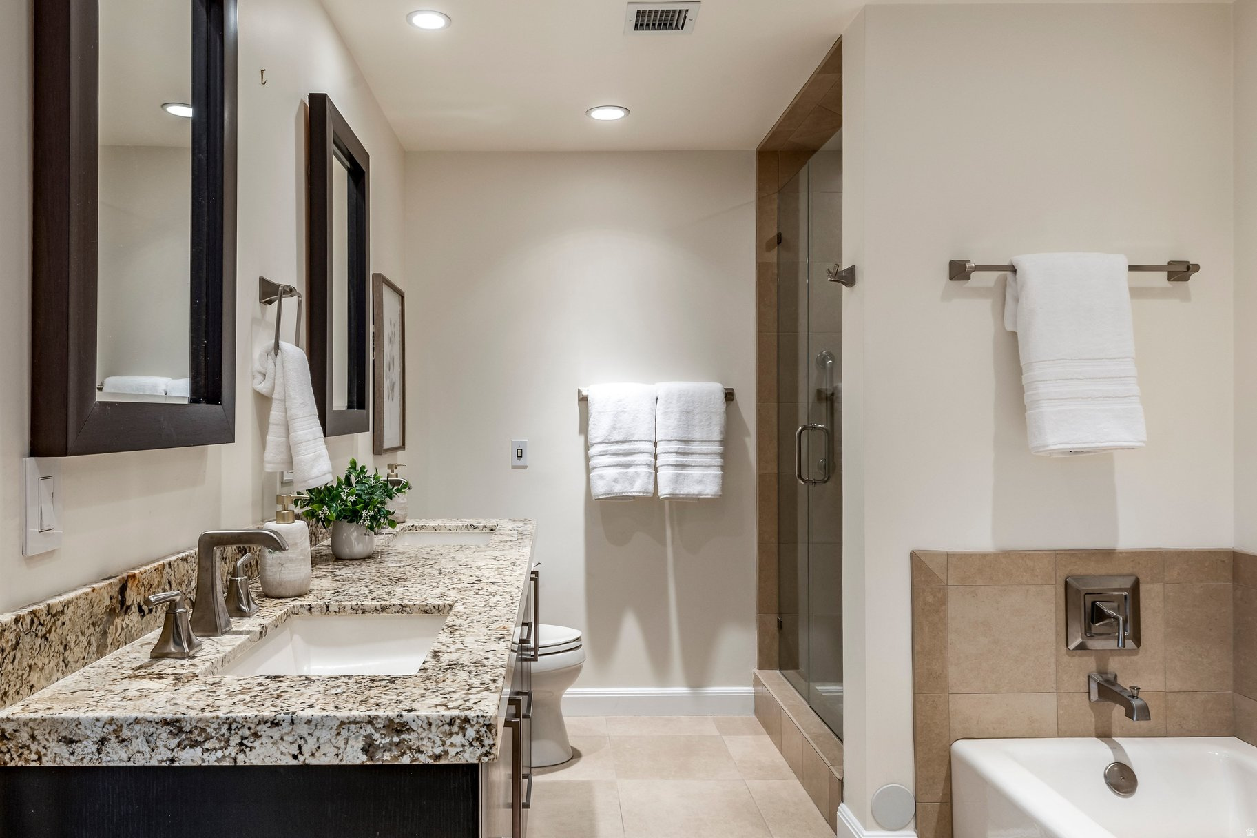 DONNER PLACE - Residential