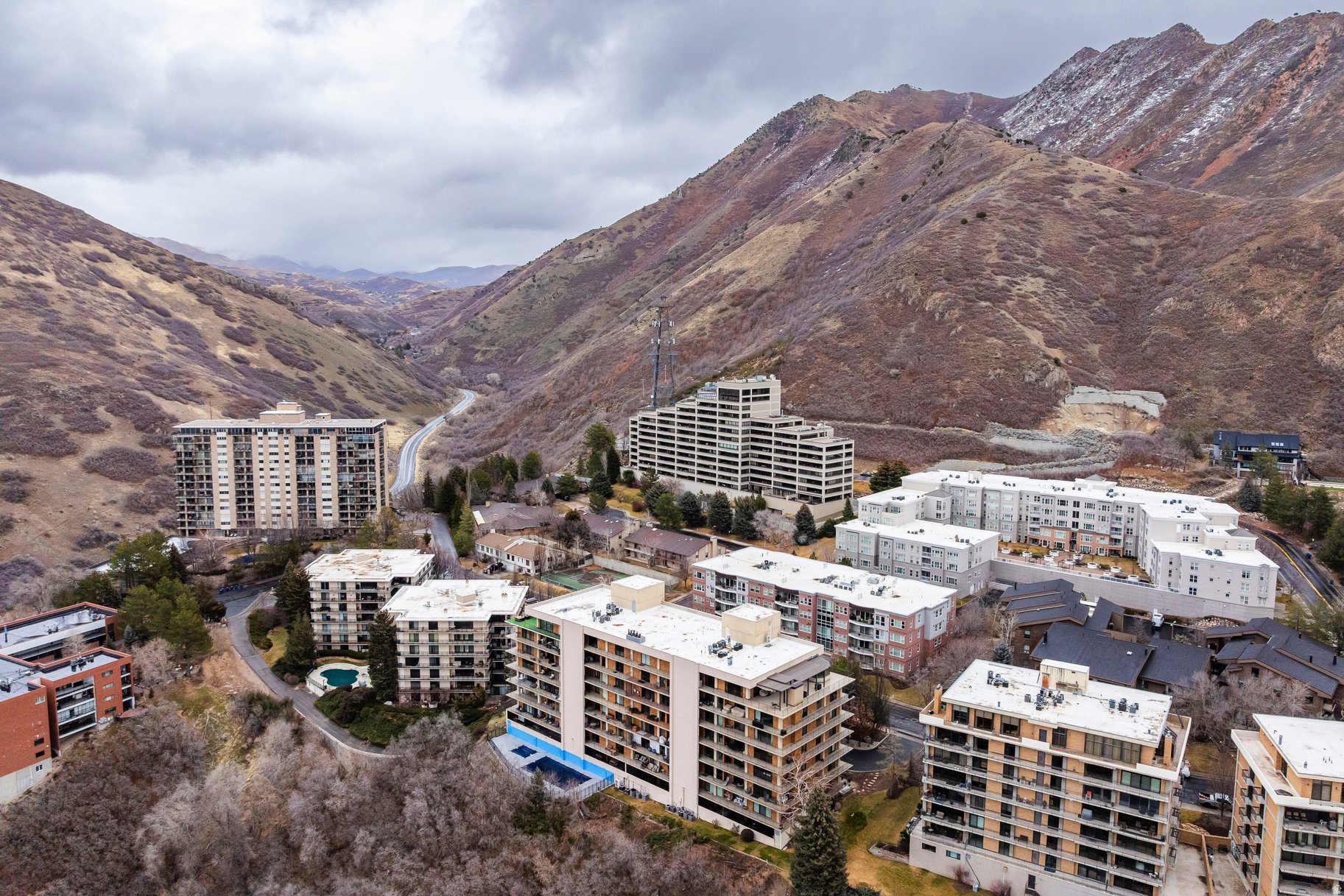 DONNER PLACE - Residential