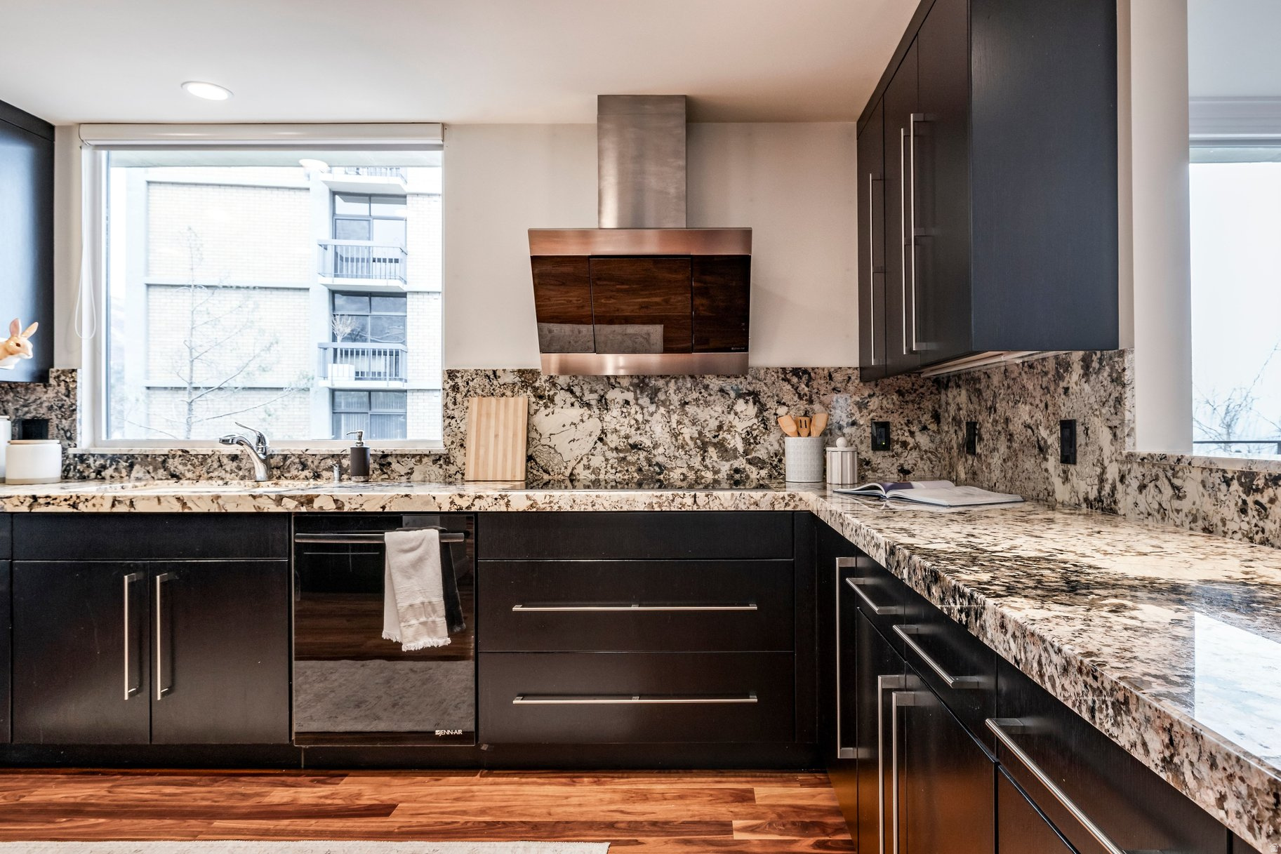 DONNER PLACE - Residential