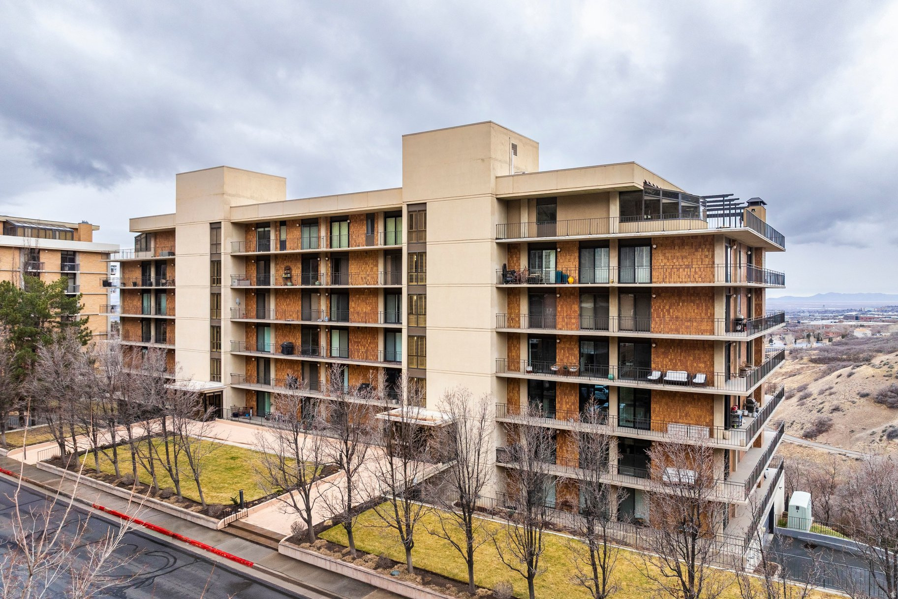 DONNER PLACE - Residential