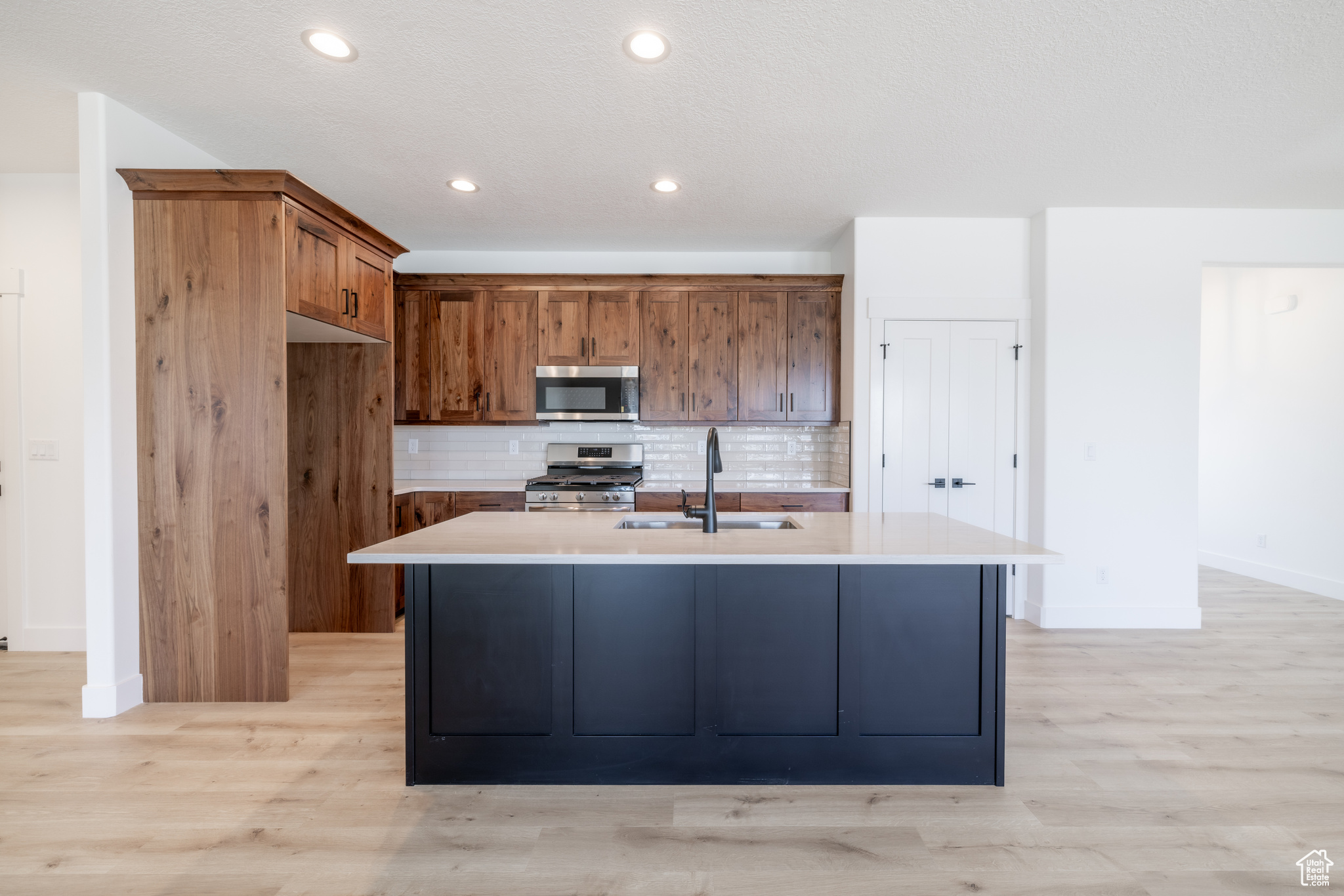 SUNNYSIDE ESTATES SUBDIVISION - Residential