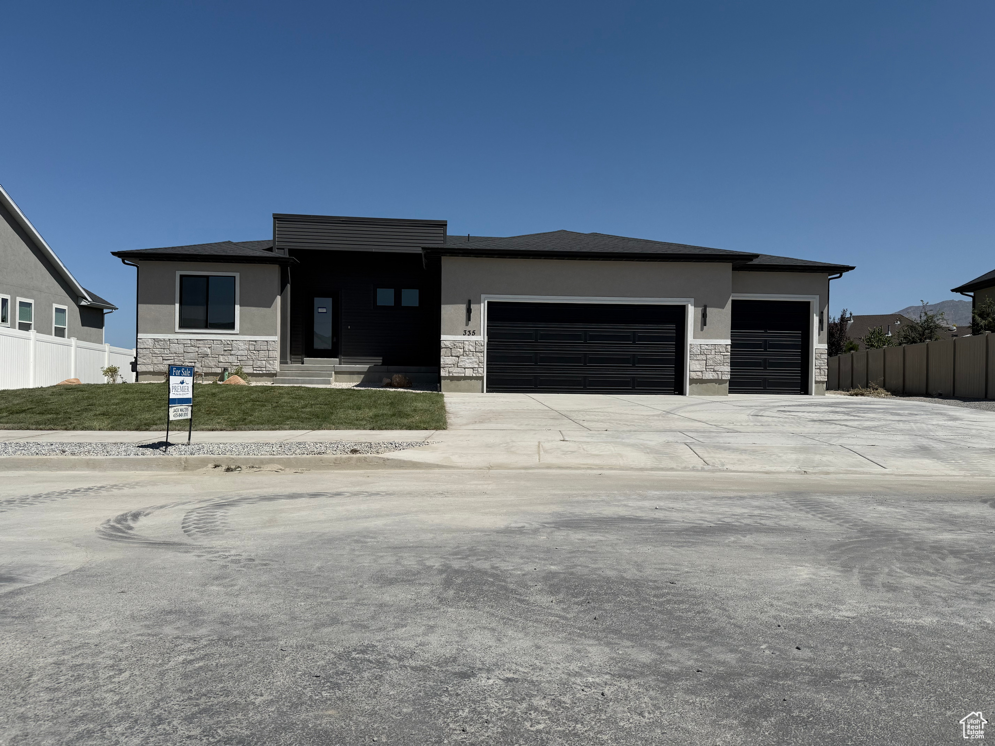 SUNNYSIDE ESTATES SUBDIVISION - Residential
