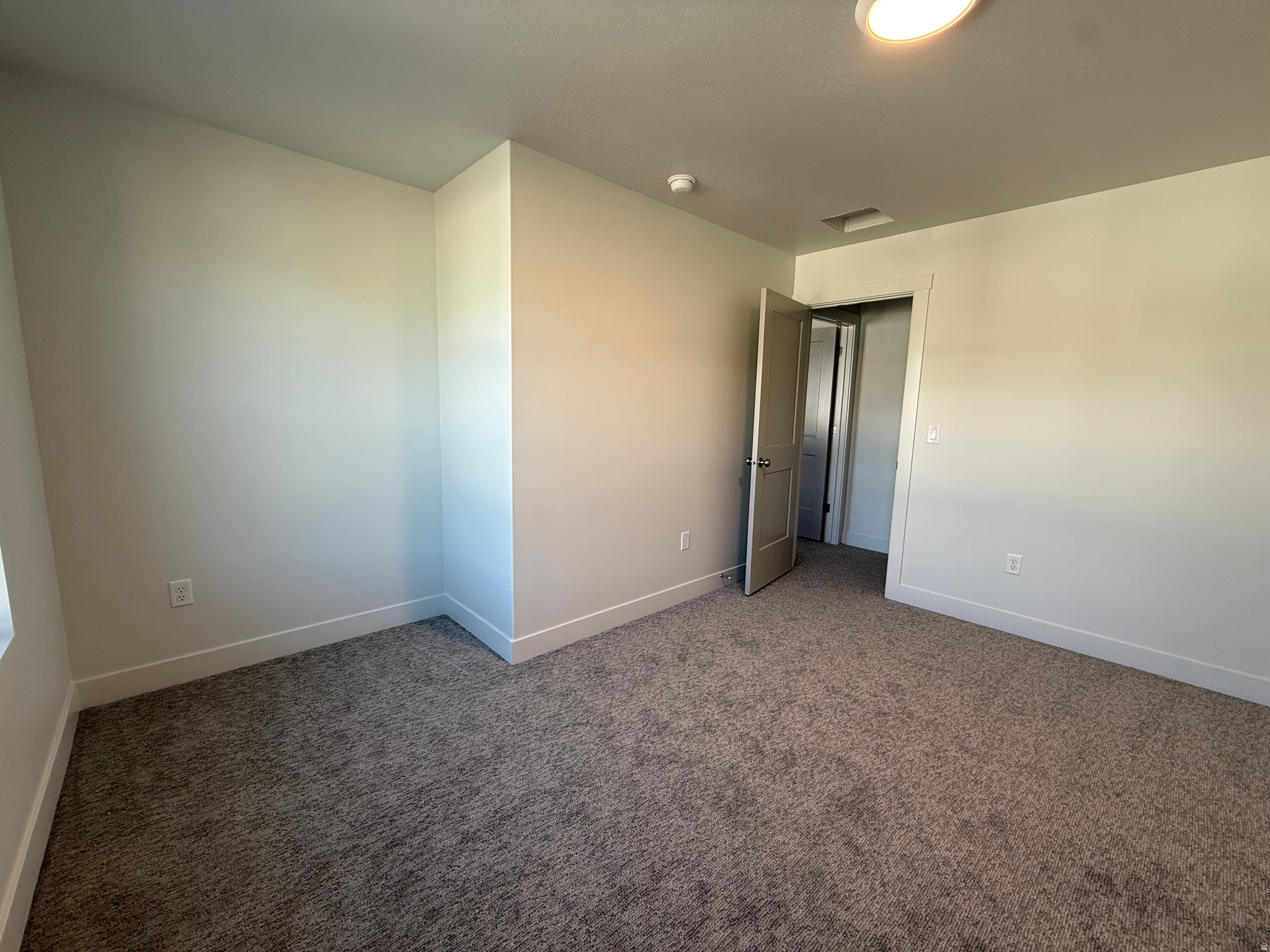 RIVERWOOD - Residential