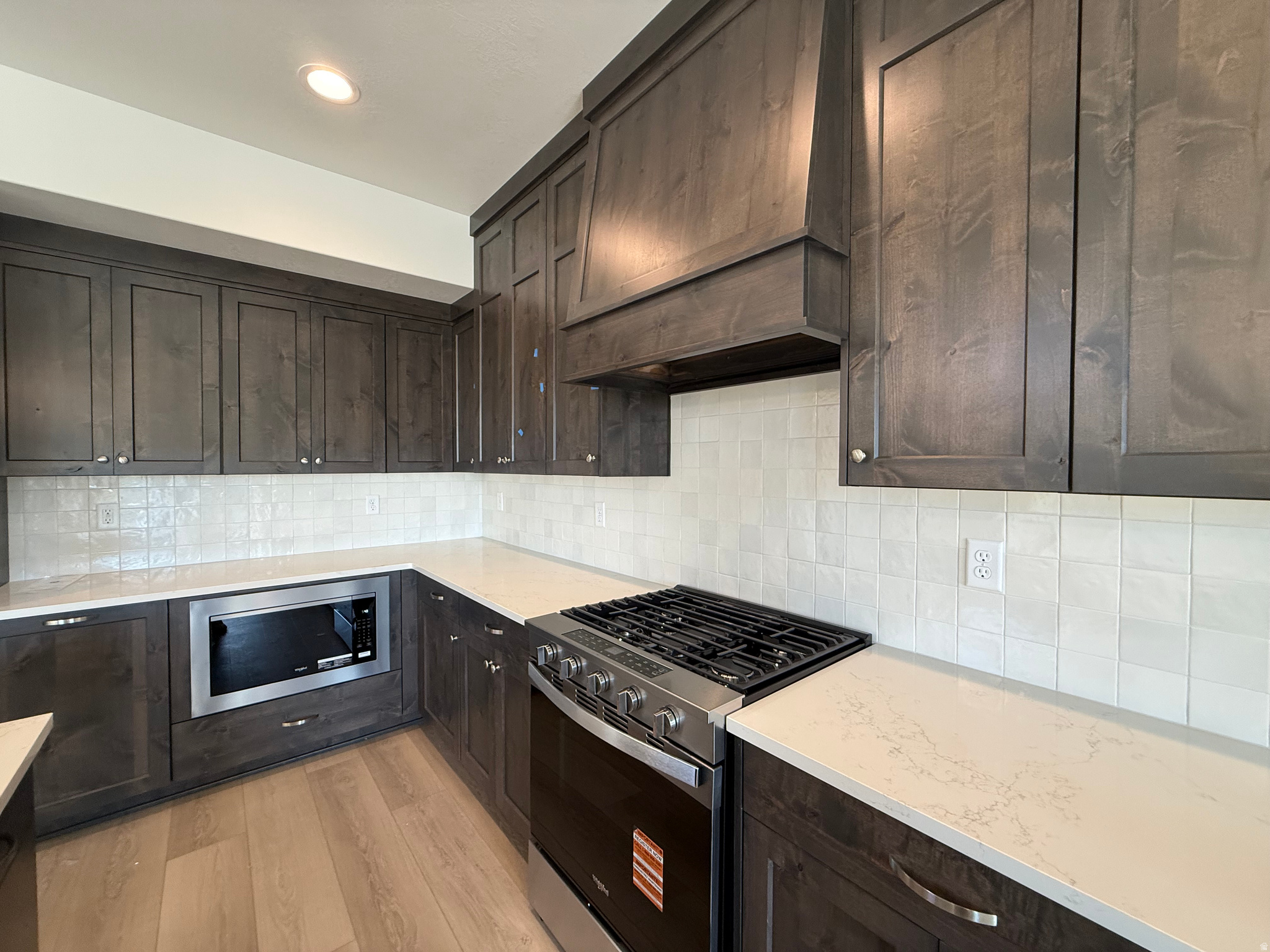 RIVERWOOD - Residential