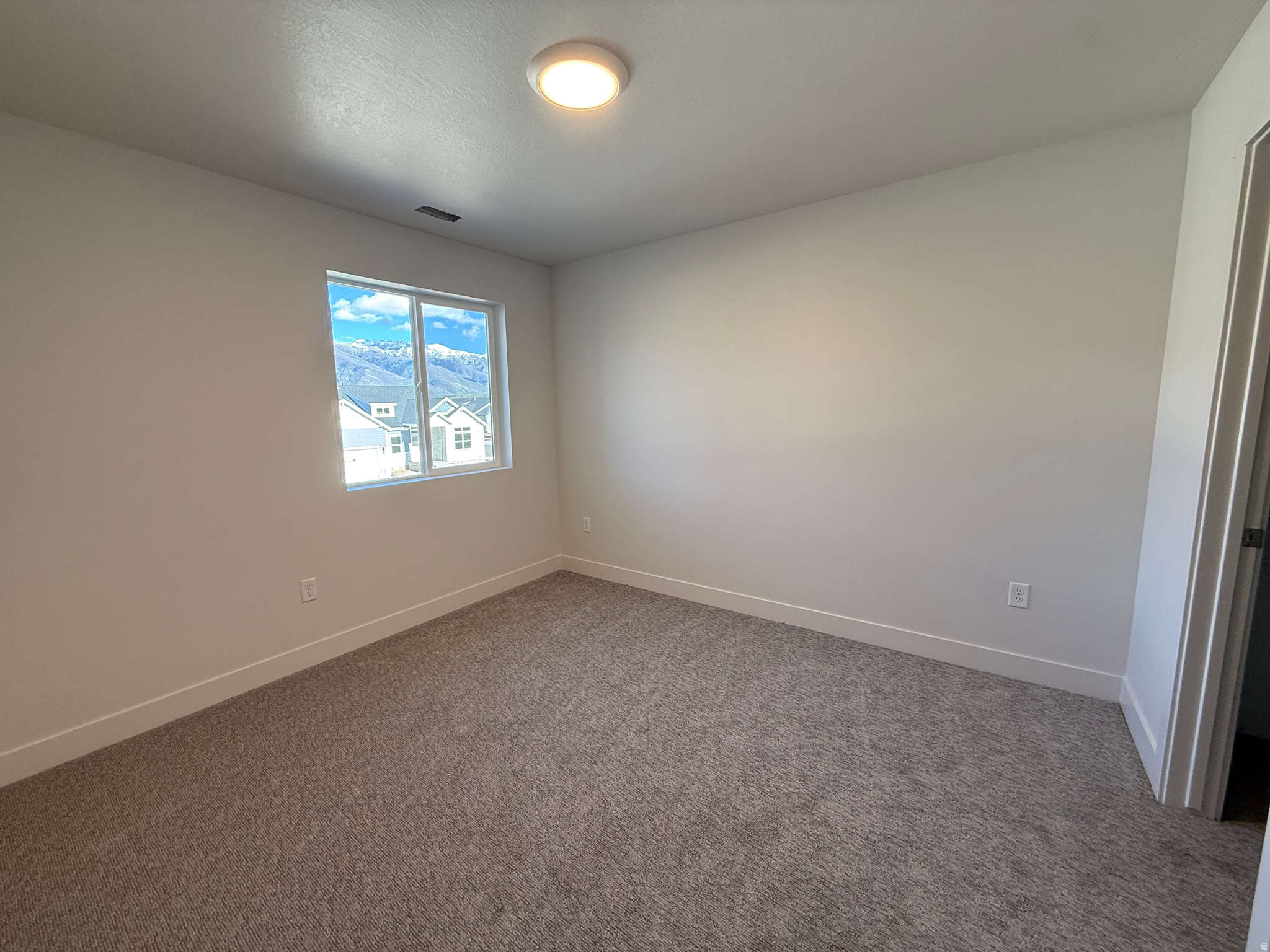 RIVERWOOD - Residential